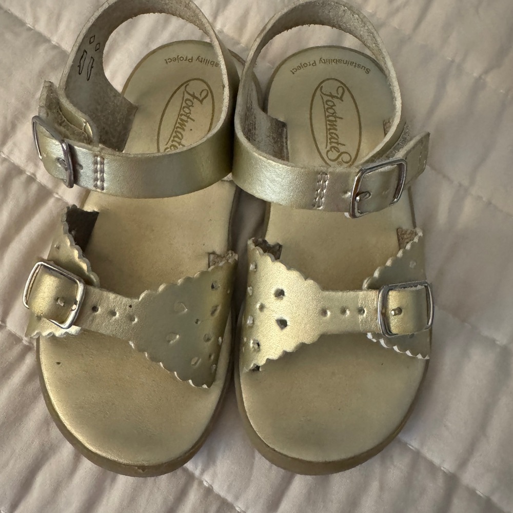 Footmates Eco Ariel Gold Toddler Sandals, Sz 8, VGUC